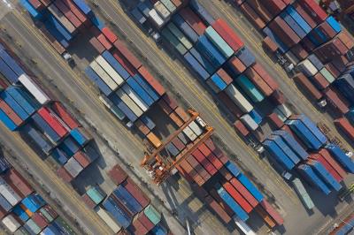 陶瓷产品选用中国武汉港到港海运准时送达新加坡