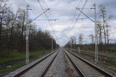 工业封口机经过台中国际海空联运快速送达西班牙维哥