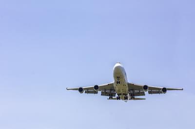 海口手机壳使用国际空运13天内速递到马德里