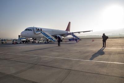 中国北京电脑游戏手柄使用国际航空货运10天内配送到瓦伦西亚