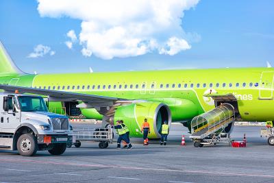 液晶显示器采用南京标准空运速递到西班牙塔拉戈纳 (Tarragona)