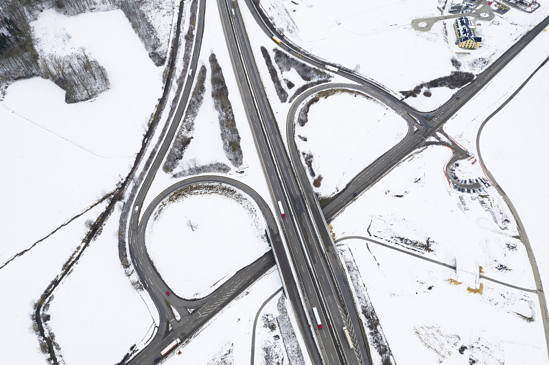 西班牙内寄快递怎么寄