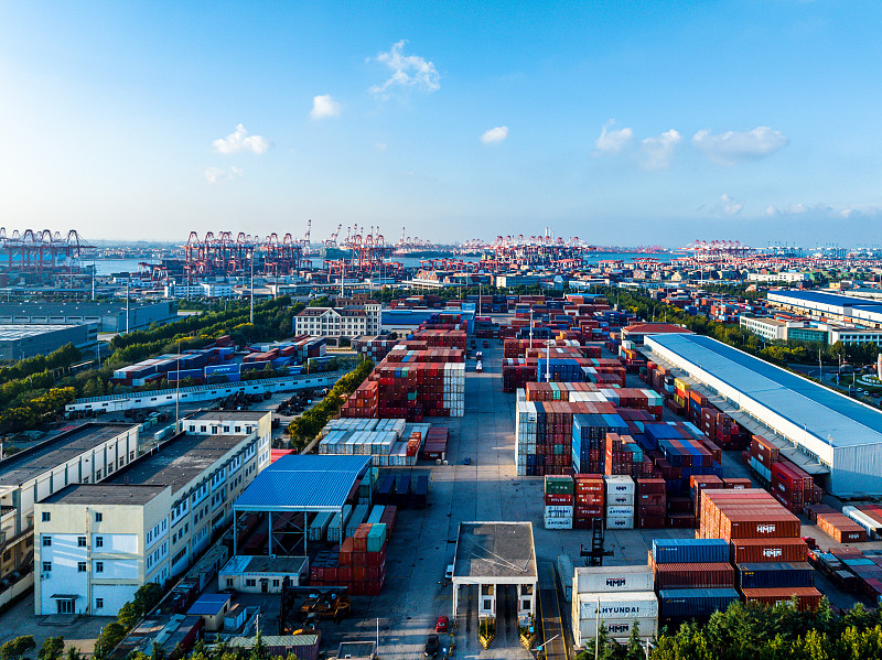 恶劣天气致欧美物流受阻，运价上涨！