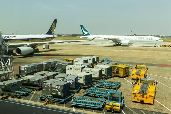 跨境电商企业有效物流方式选择哪个