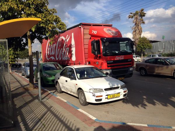 西班牙带电快递多少钱