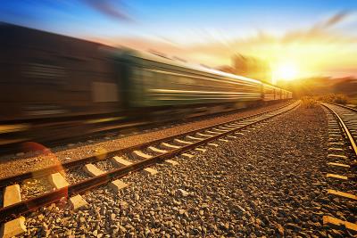 纽约新泽西港，无一艘集装箱船停靠怎么回事？