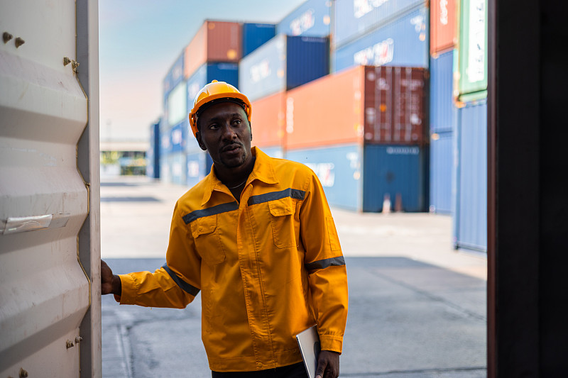 西班牙海运到新加坡多久