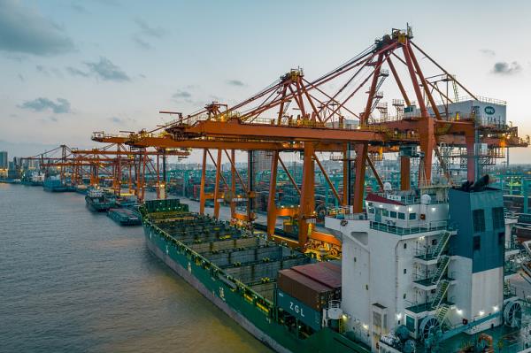 西班牙瓦伦西亚港口7月吞吐量增长6.9%（国际海运新闻资讯）