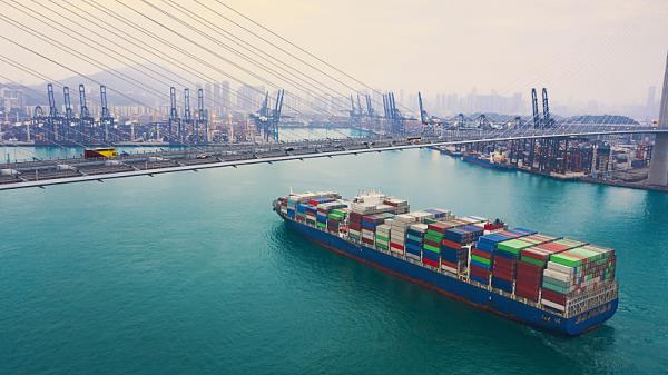 国际海运巴塞罗那港，2021年上半年集装箱货运量新鲜出炉！