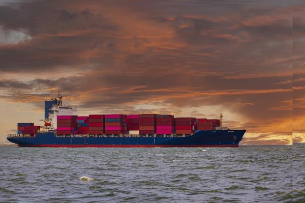 国际海运巴塞罗那港开通了首个陆上OPS