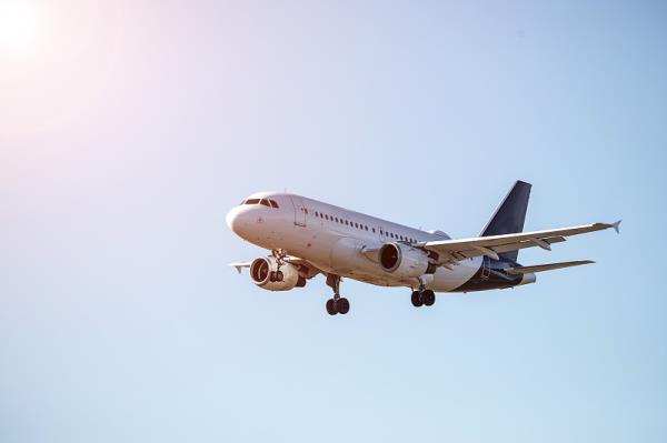 西班牙空运转运费多少钱